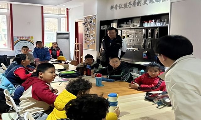 童专注力提升小组第一节“你好！朋友”米乐m6网站专注于心 悦享成长——儿